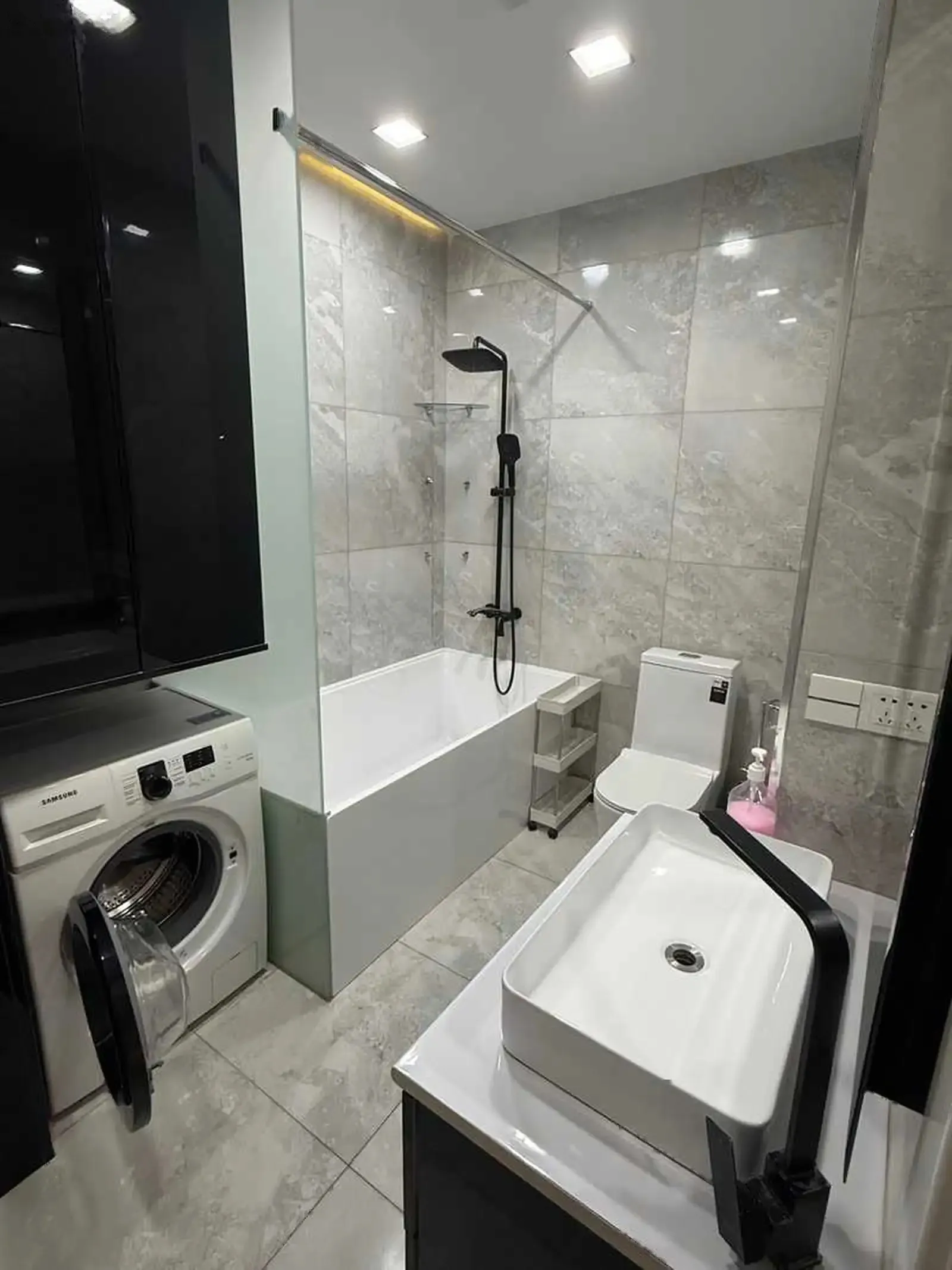 3-комн. квартира, 10 этаж, 95м², Шохмансур