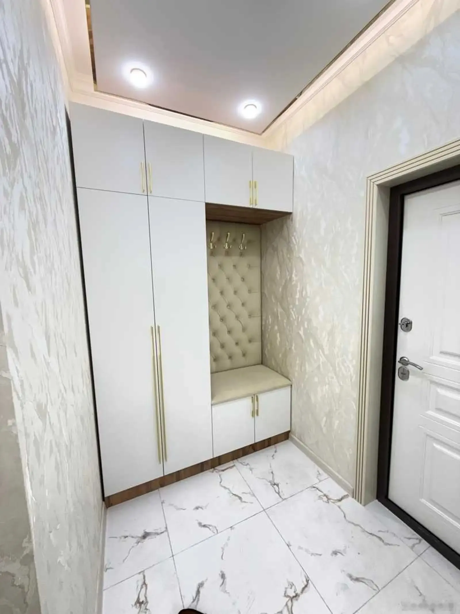 2-комн. квартира, 5 этаж, 60м², 82мкр