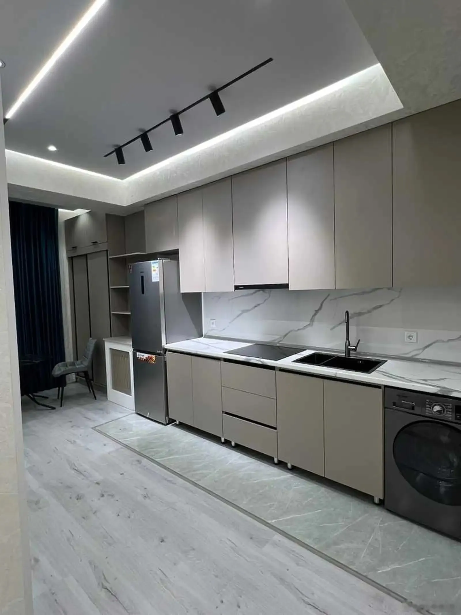 2-комн. квартира, 5 этаж, 53м², овир