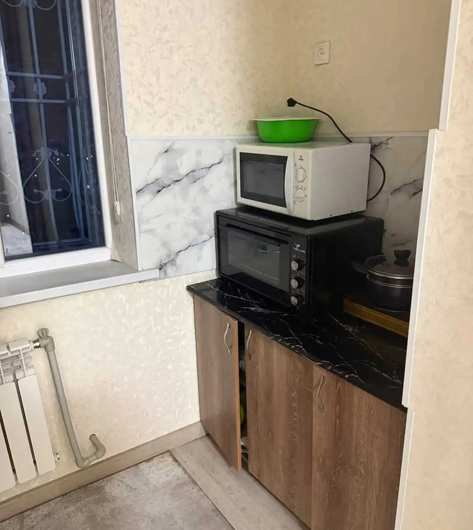 2-комн. квартира, 10 этаж, 60м², Фирдавси