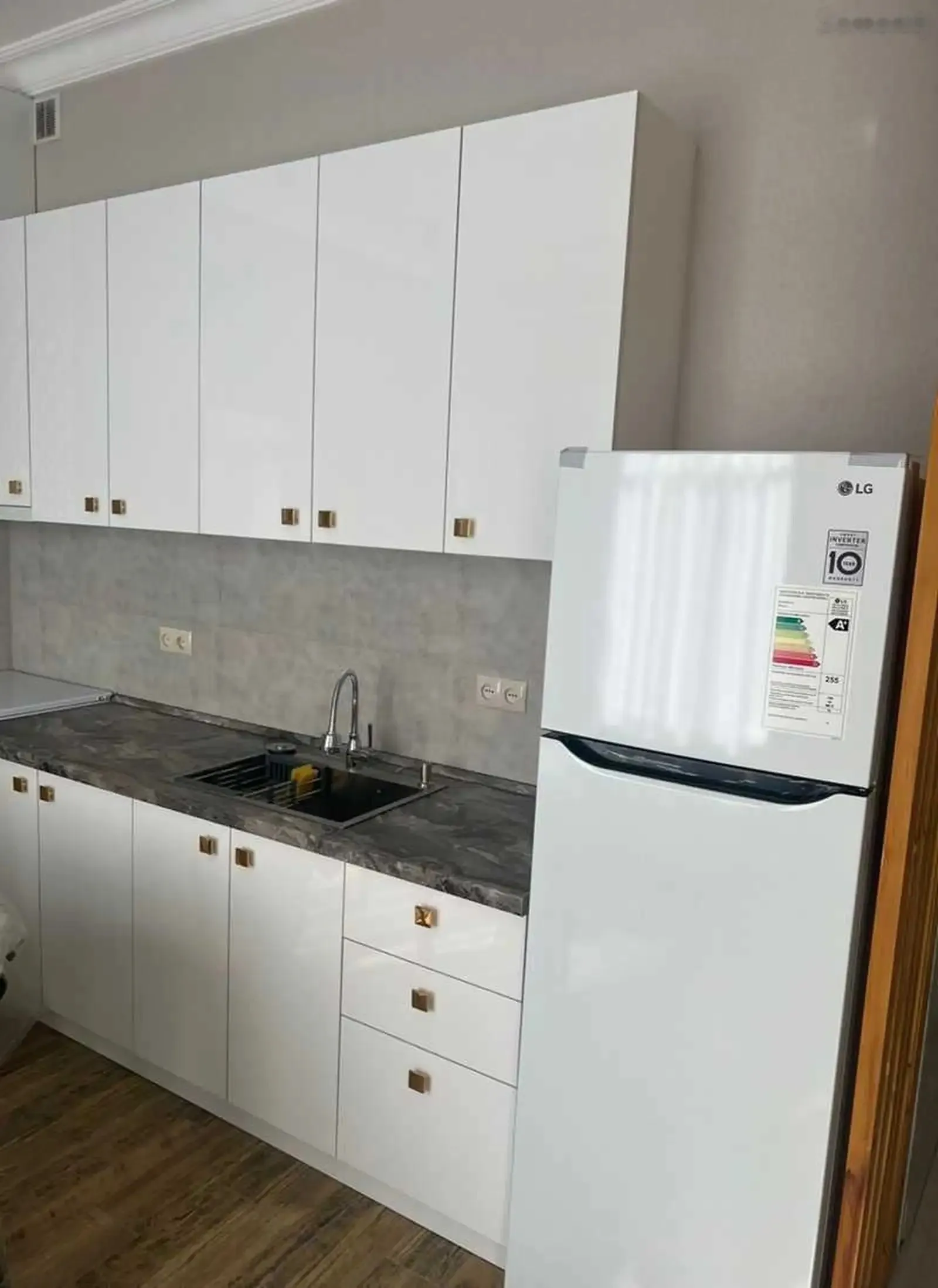 2-комн. квартира, 9 этаж, 58м²,  роддоми