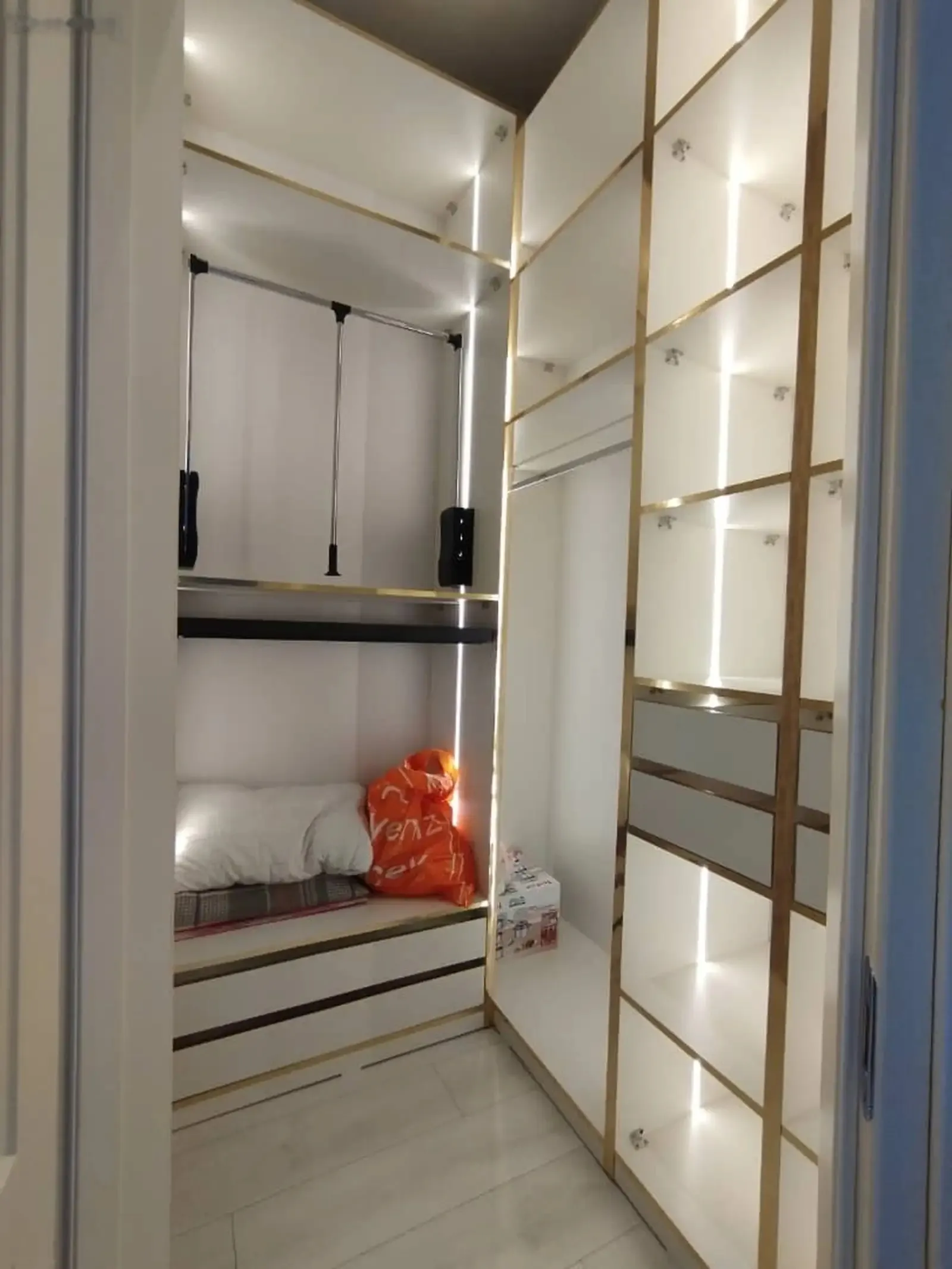 2-к квартира, 10 этаж, 74 м², пайкари таможный