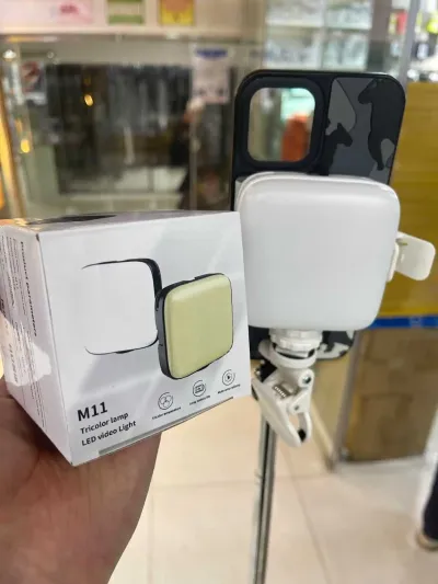 Мини прожектор для смартфон Tricolour M11