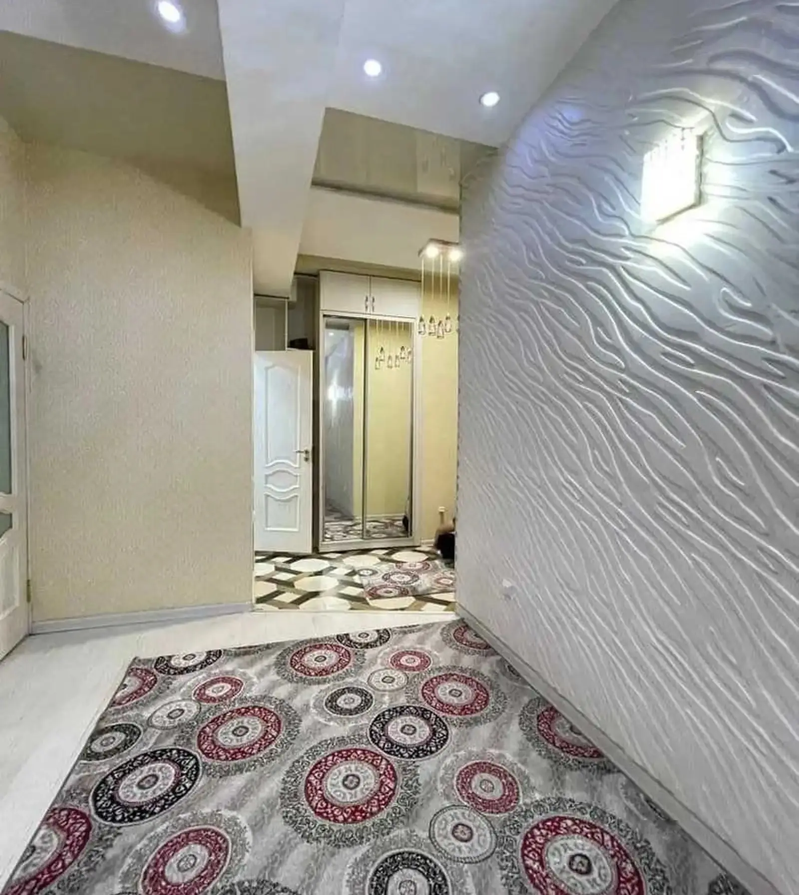 2-комн. квартира, 12 этаж, 80м², И.Сомони