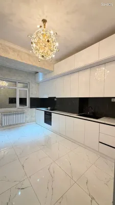 3-комн. квартира, 6 этаж, 120м², сино