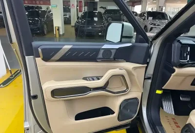 BYD Leopard 8, 2025