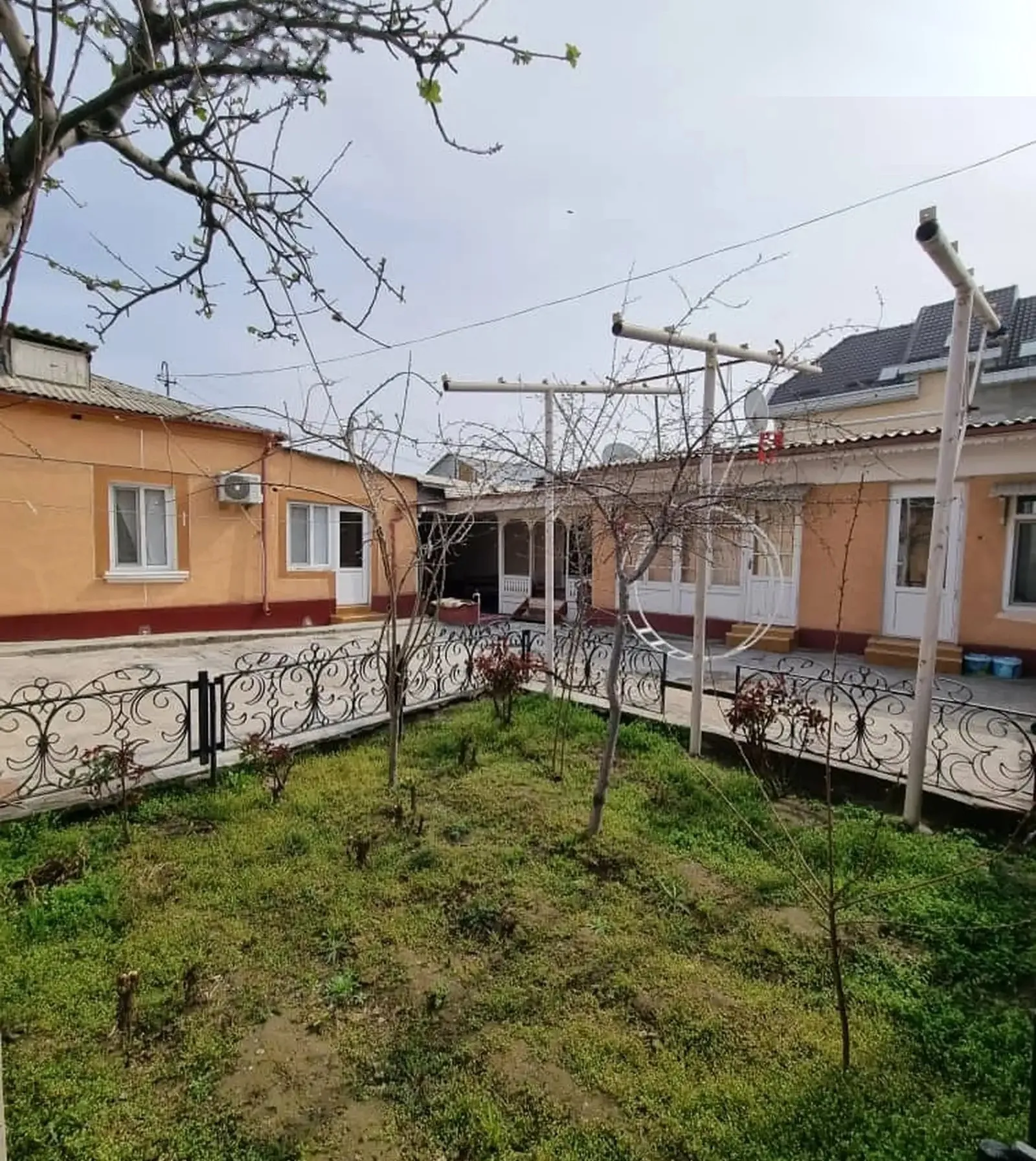 1 этажн. 5-комн. дом, 4 сотки, Проспект Мира