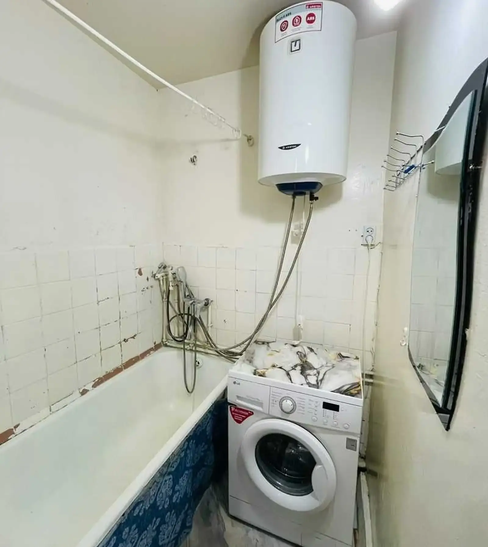 5-комн. квартира, 9 этаж, 100м², 103мкр пушти Маркази савдои Сияриён
