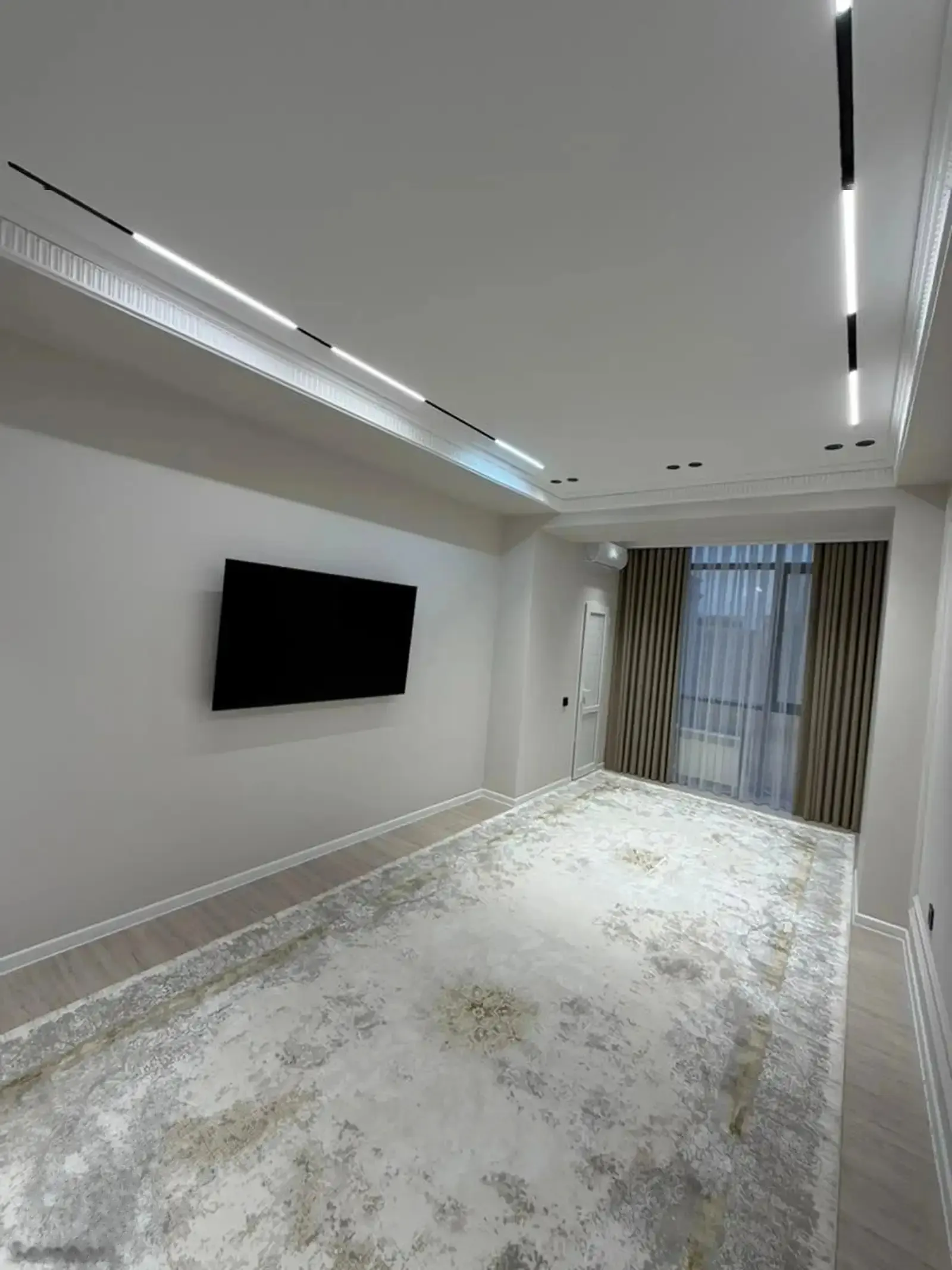 2-комн. квартира, 15 этаж, 100м², подиклиникаи