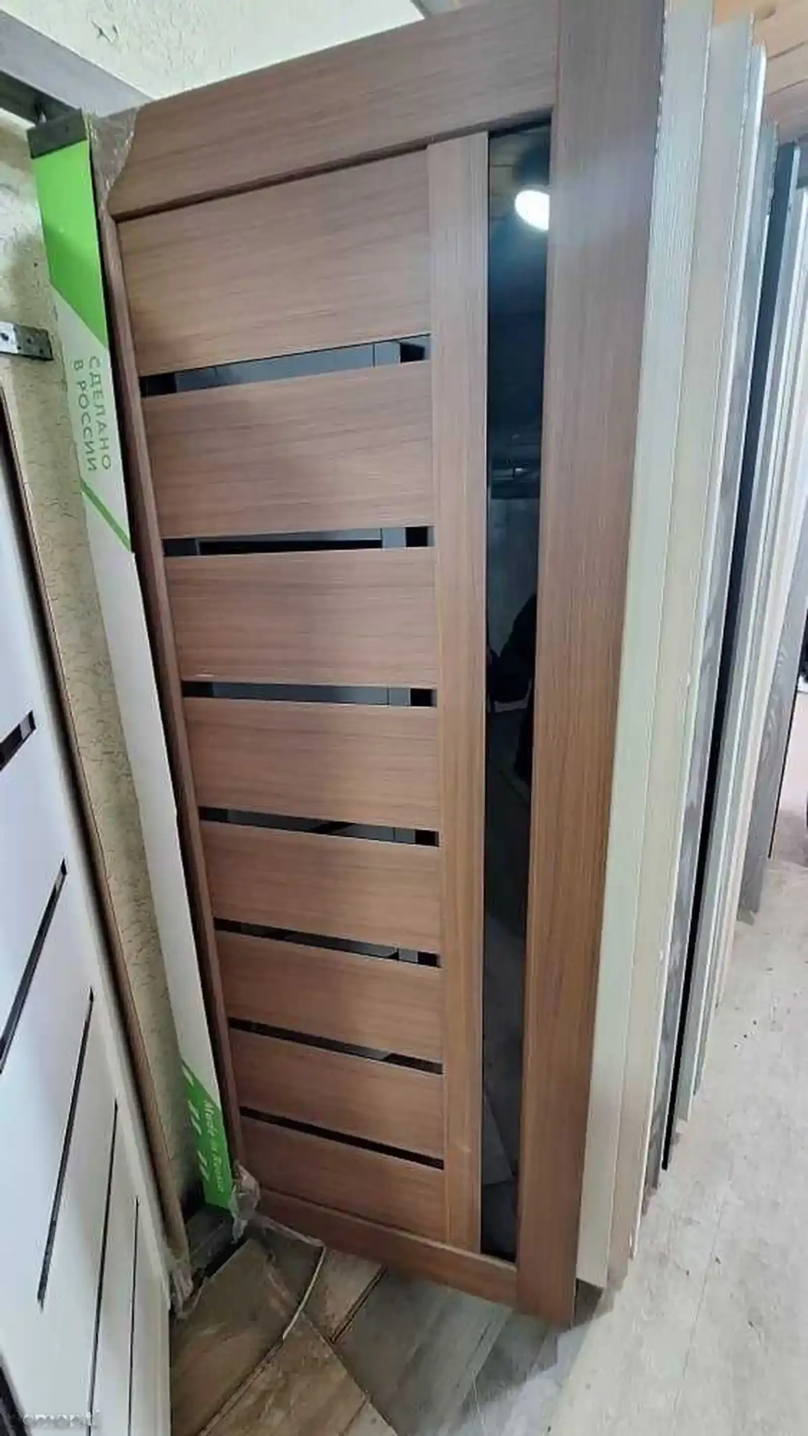 Дверь хай тек