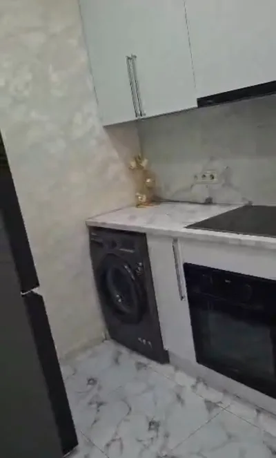 3-комн. квартира, 4 этаж, 79м², 82 мкр