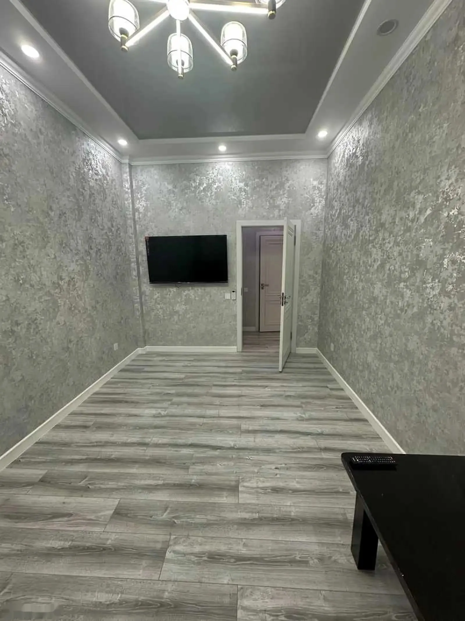 2-комн. квартира, 14 этаж, 56м², Фирдавси