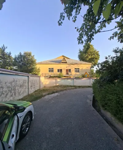 2-комн. квартира, 1 этаж, 72 м², Сомони
