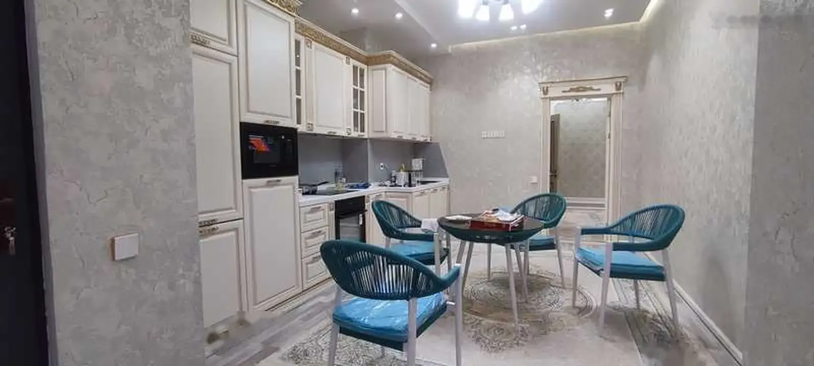 2-комн. квартира, 9 этаж, 98м², И.Сомони