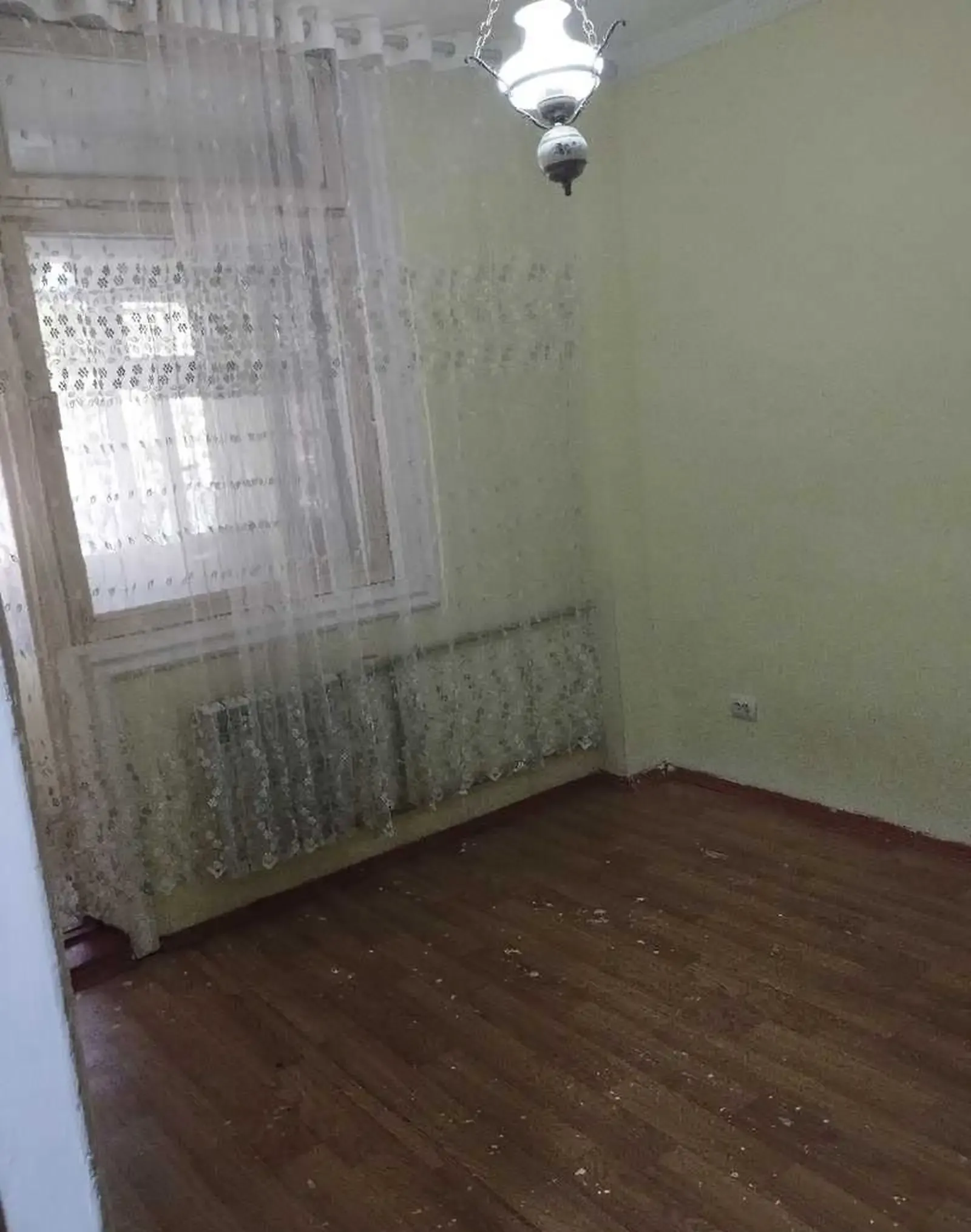 3-комн. квартира, 1 этаж, 75м², 84 Мкр
