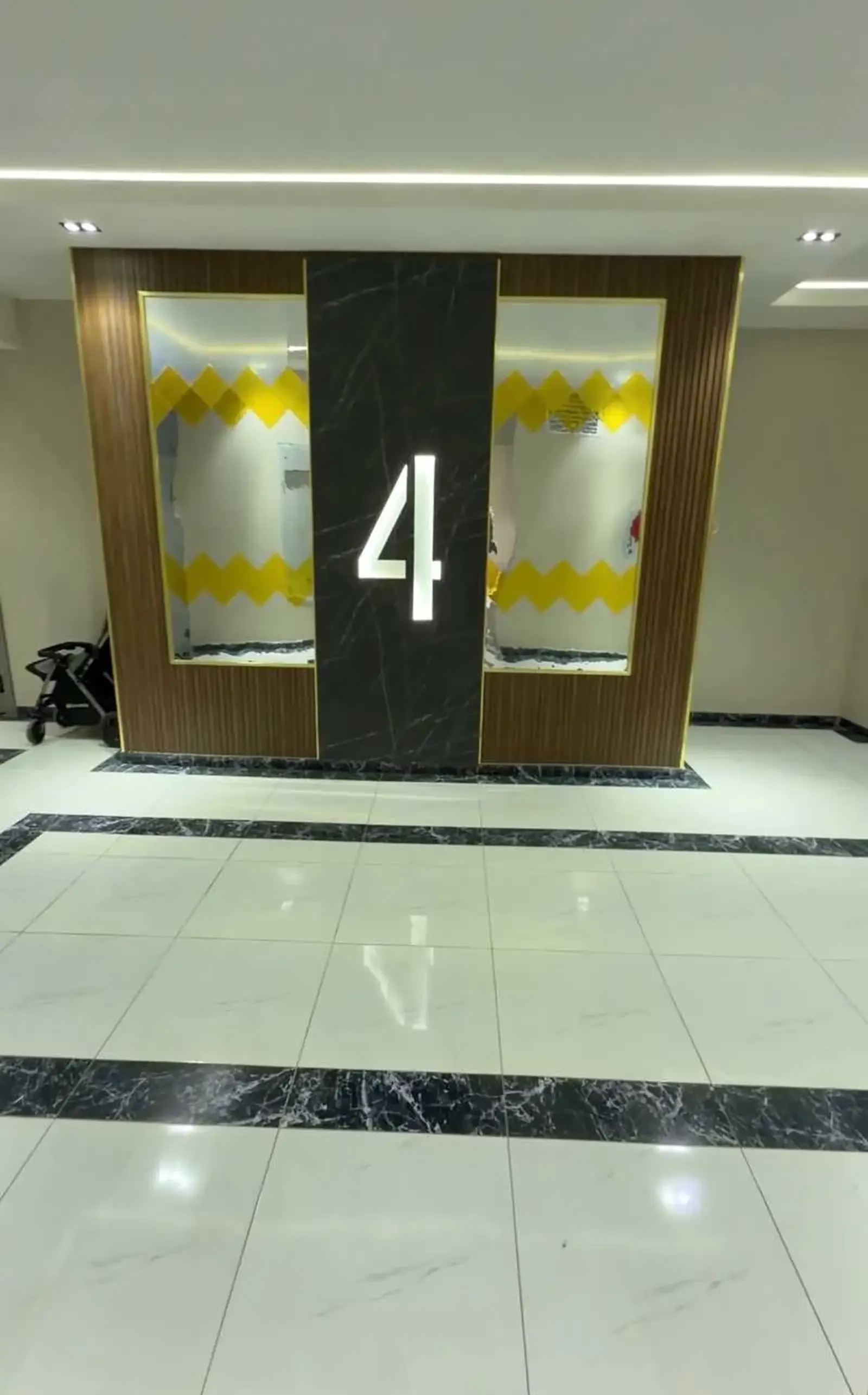 3-комн. квартира, 4 этаж, 80м², Улица Шириншох Шотемура, 75/2