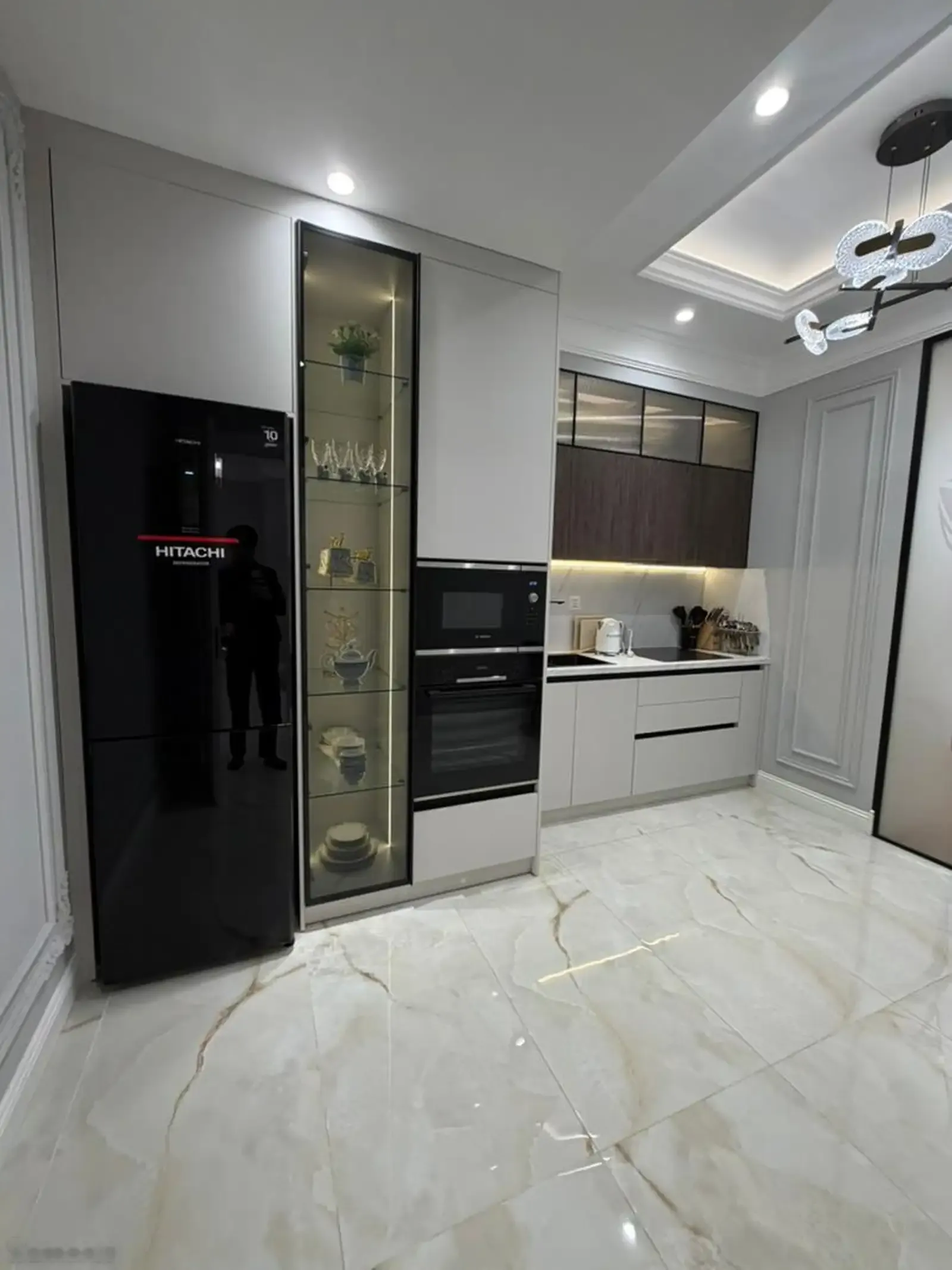 2-комн. квартира, 6 этаж, 92м², Сафо, белый городок