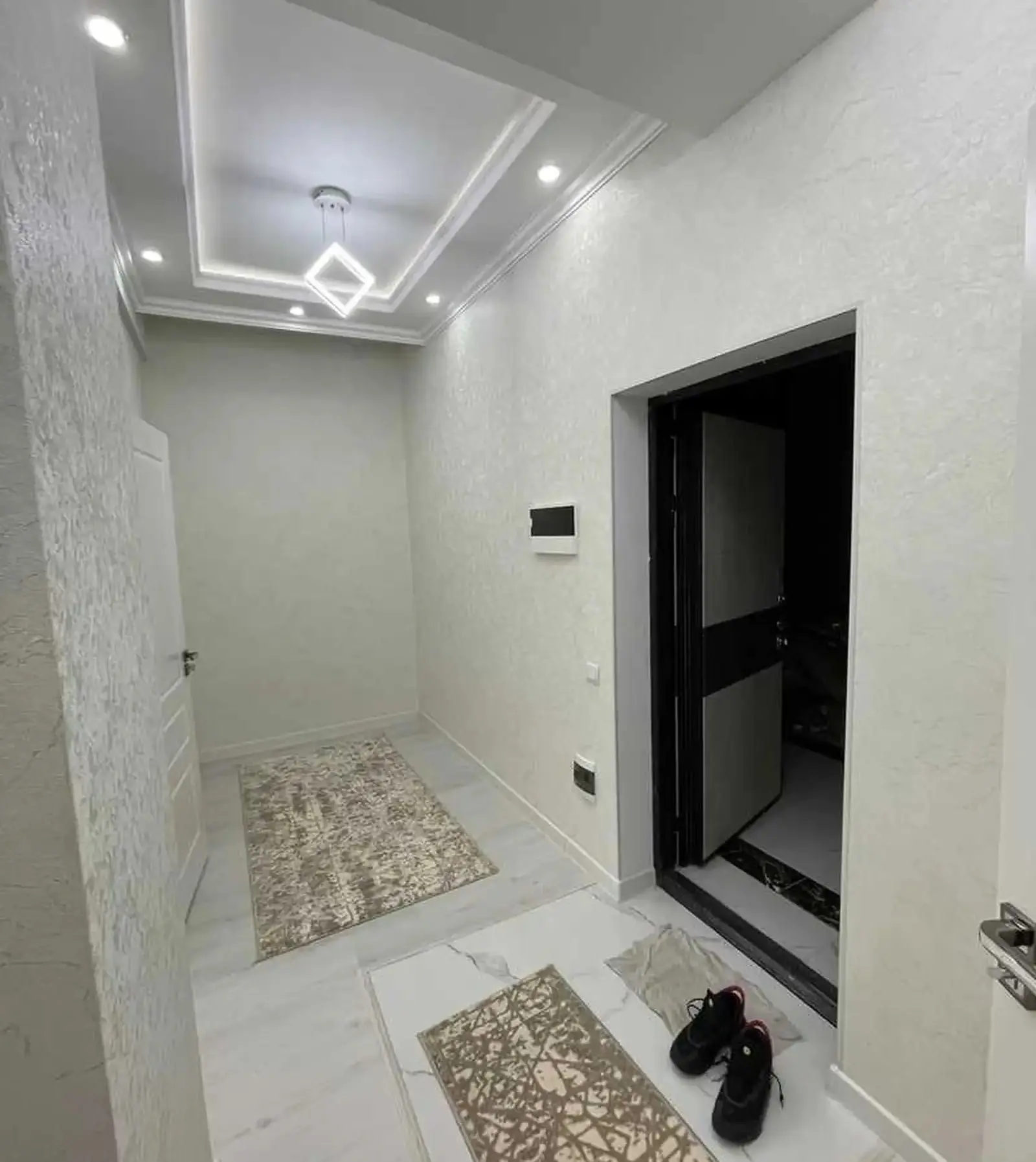 2-комн. квартира, 8 этаж, 55м², Фирдавси