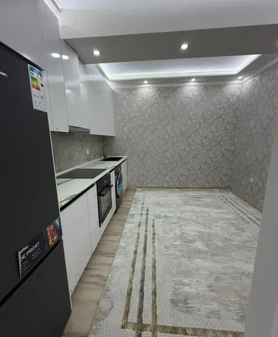 2-комн. квартира, 14 этаж, 76 м², Шохмансур