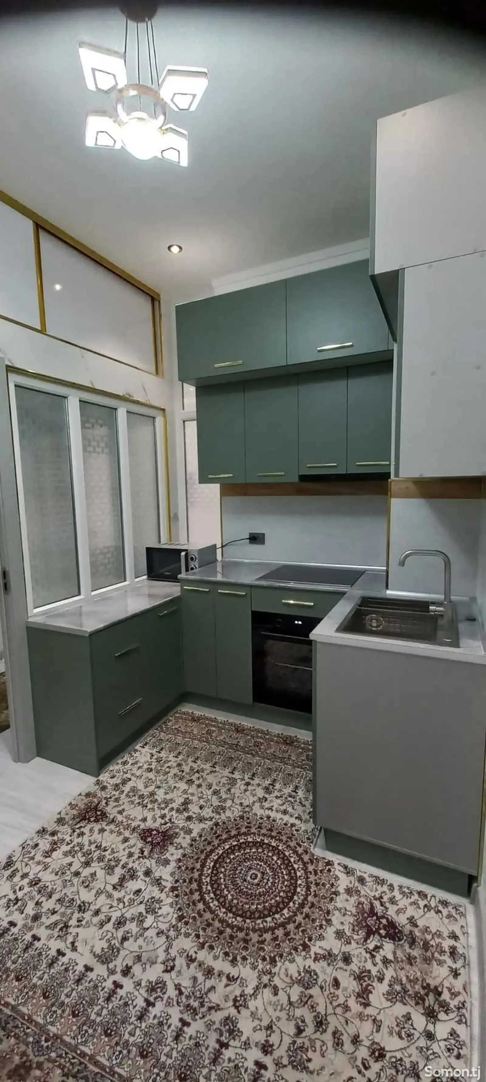 2-комн. квартира, 5 этаж, 65м², Цирк, пеши садик