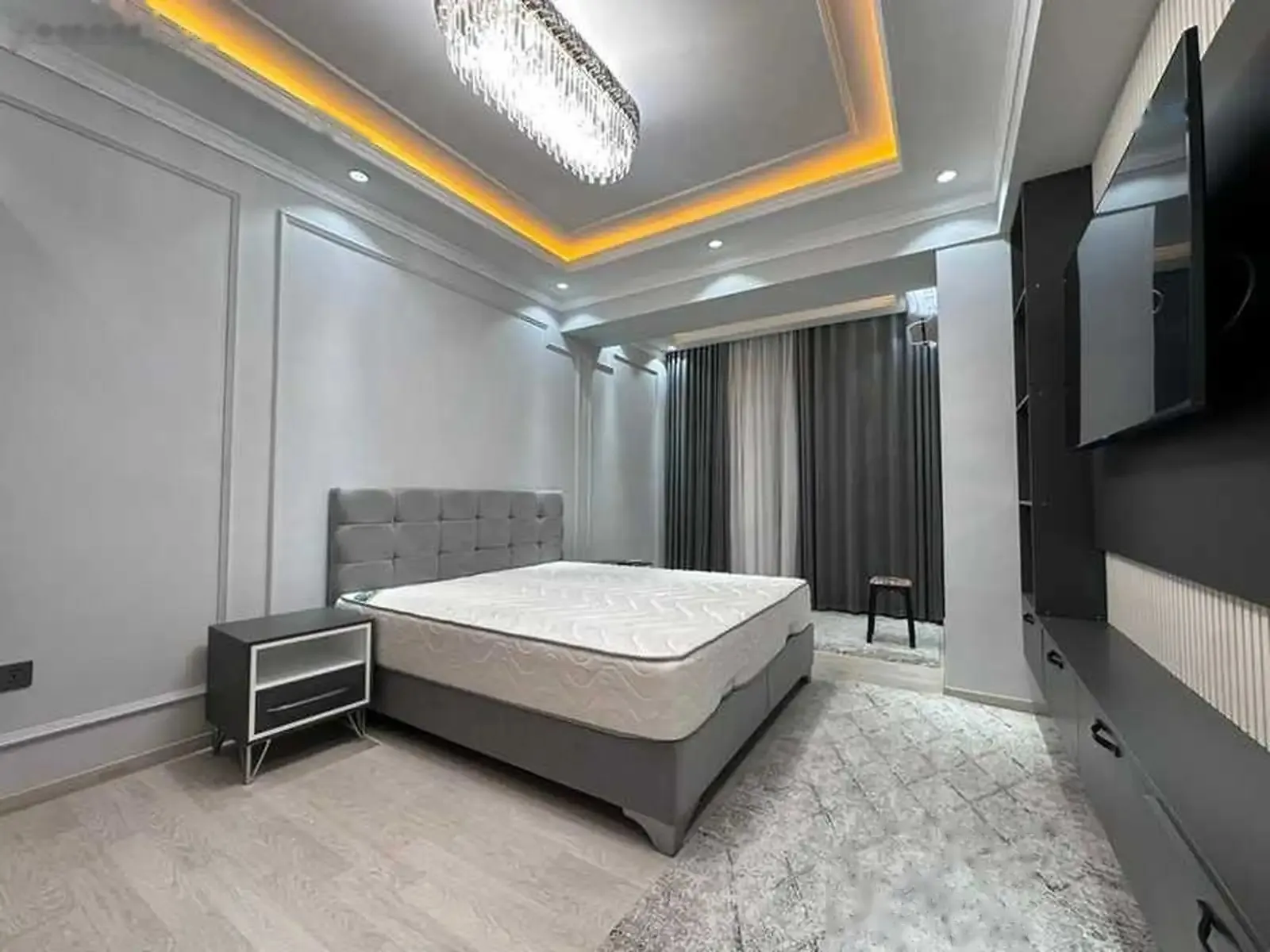 4-комн. квартира, 14 этаж, 148м², ру ба руи гостницаи Hiltonдомхои Bakht Z
