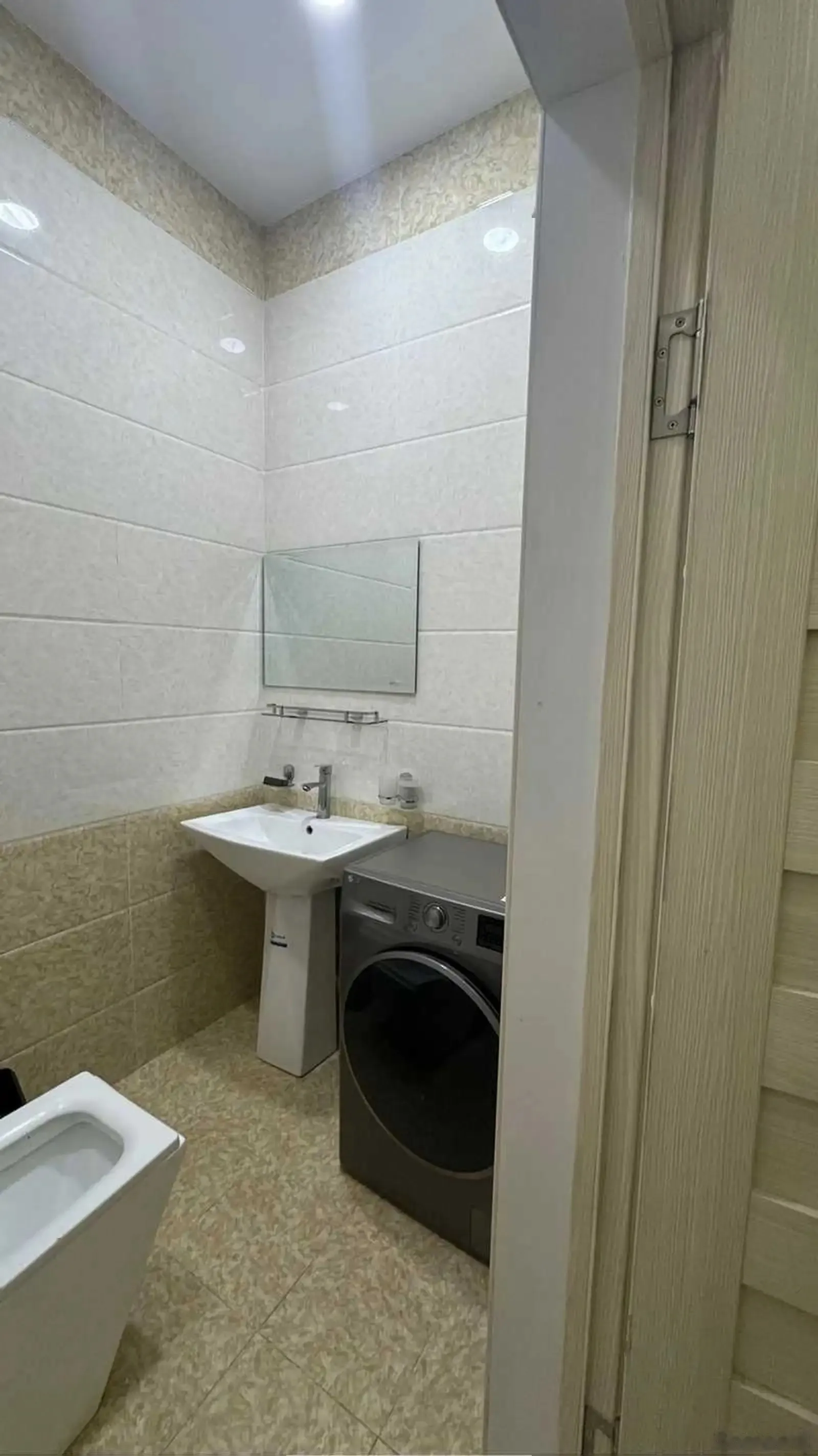 3-комн. квартира, 2 этаж, 65м², Шохмансур