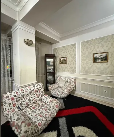 3-комн. квартира, 2 этаж, 100м², Сино