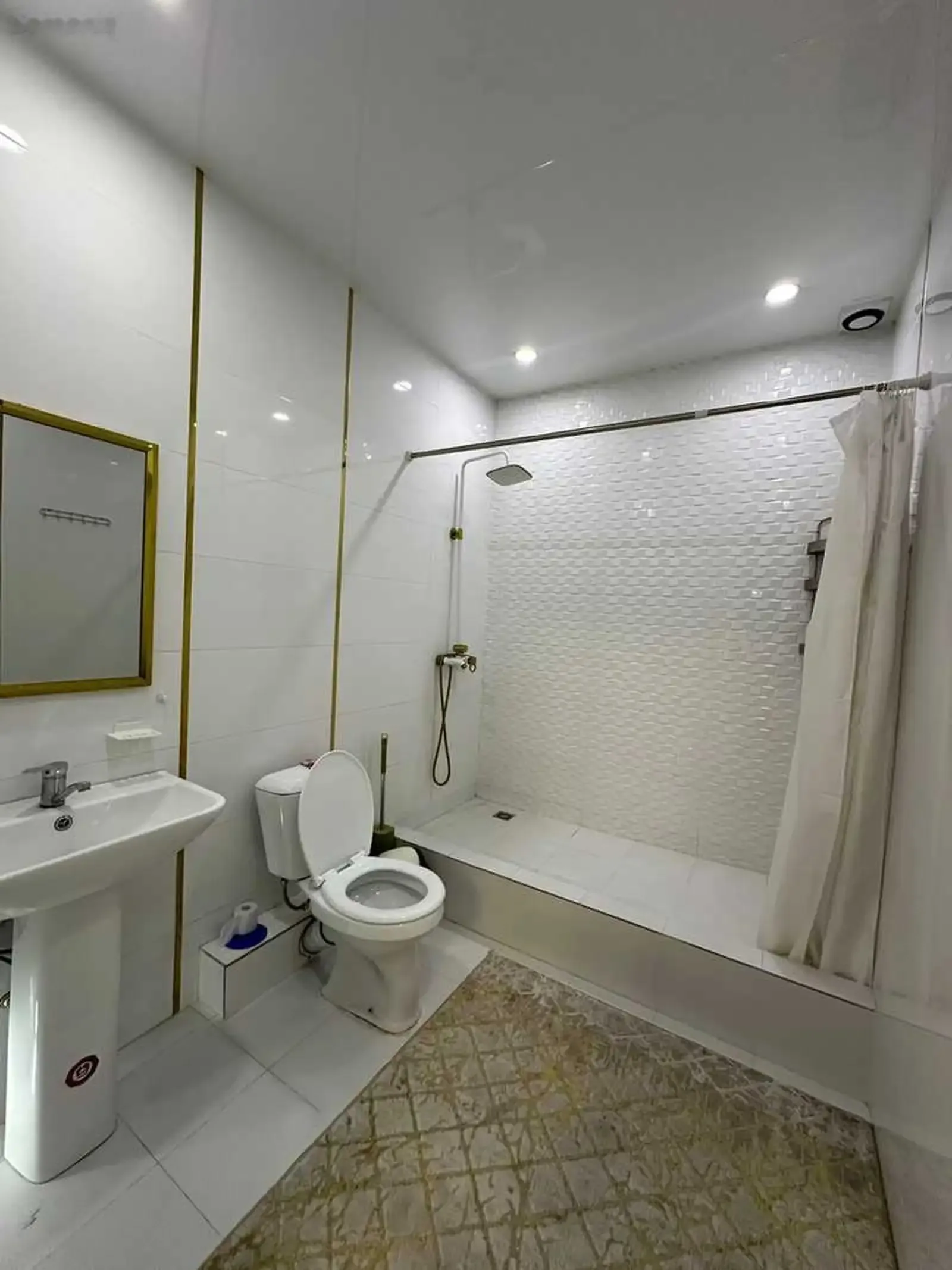3-комн. квартира, 5 этаж, 120м², Шохмансур, ру ба Садбарг, доми Гелос