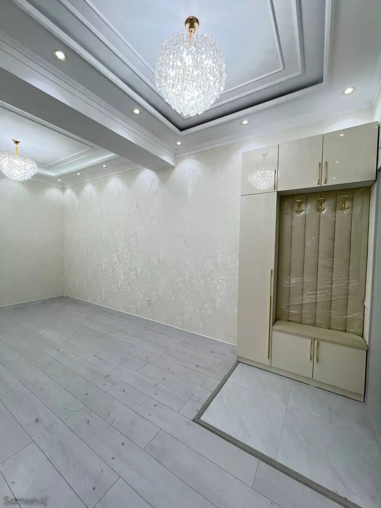 3-комн. квартира, 13 этаж, 80 м², Сино