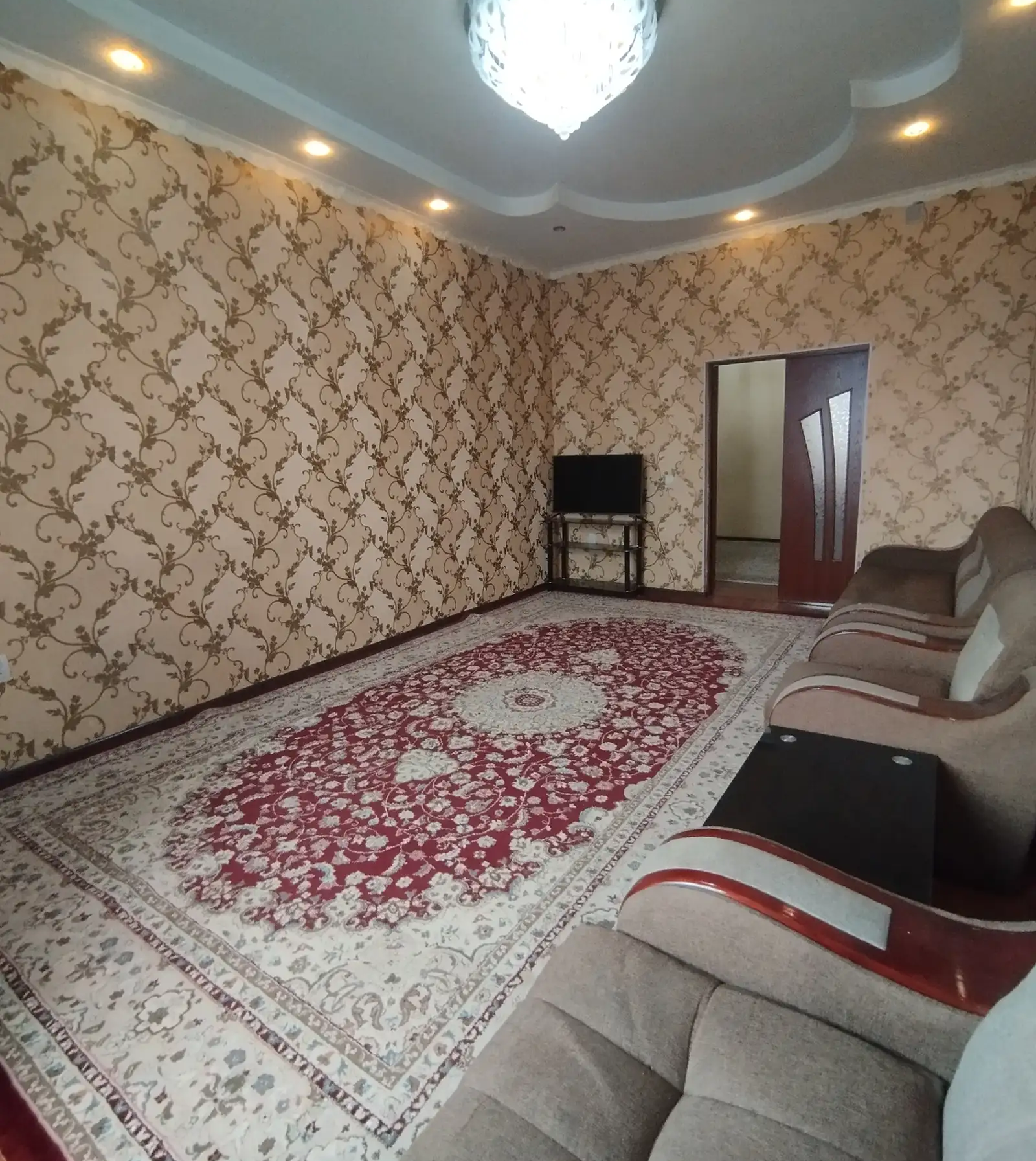 4-комн. квартира, 7 этаж, 140м², Зарнисор, назди Посольство Узбекистан, пеши доми Анор