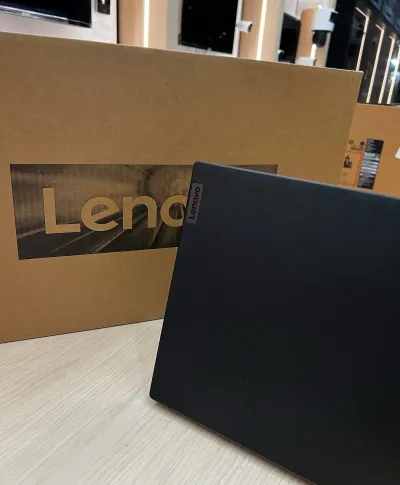 Ноутбук Lenovo intel celeron 4/SSD 256GB