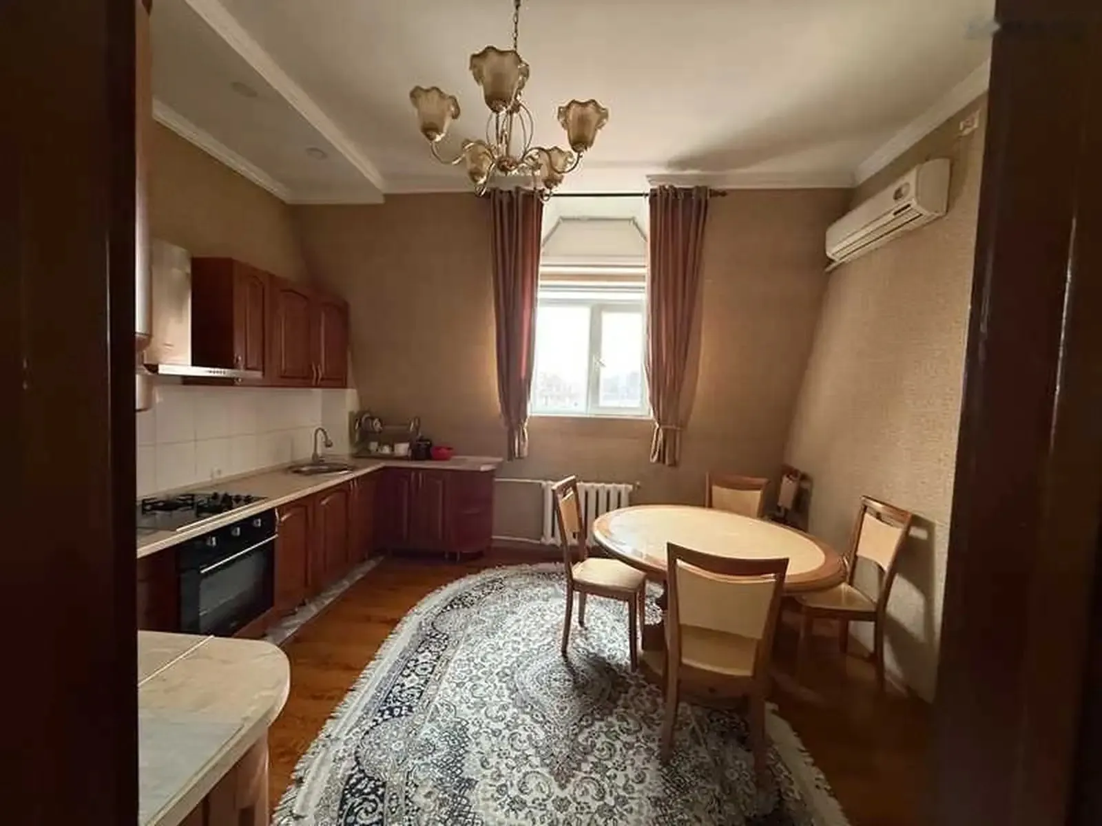 2-комн. квартира, 5 этаж, 100м², Славянский