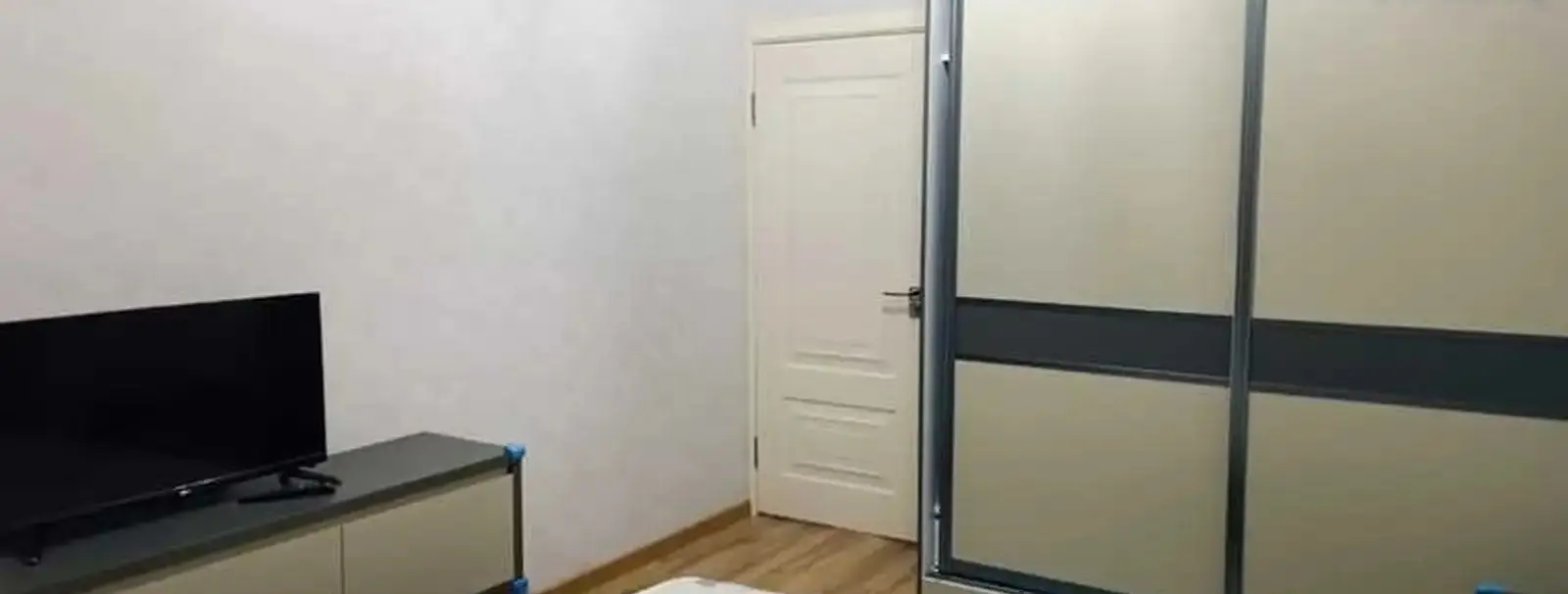 2-комн. квартира, 17 этаж, 51м², Шохмансур