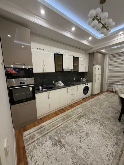 3-комн. квартира, 12 этаж, 130м², шохмансур родом