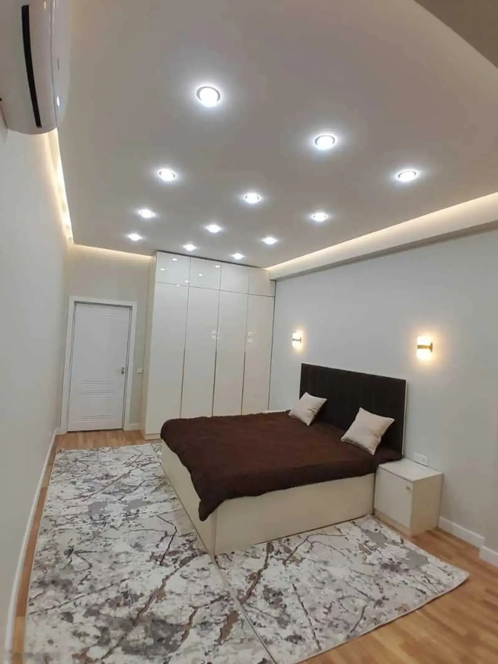 2-комн. квартира, 5 этаж, 80м², дом печати