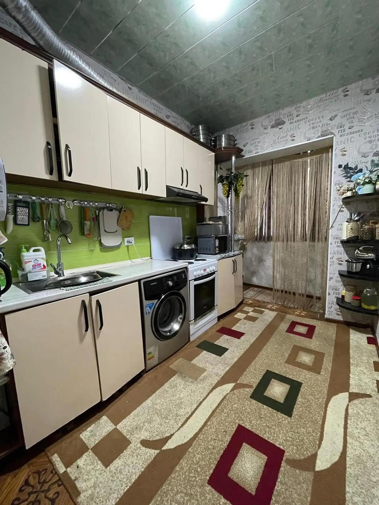 4-комн. квартира, 3 этаж, 100 м², Цирк (Дом Самсунг)