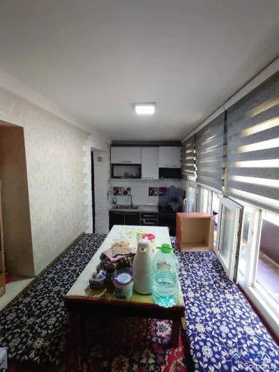 3-комн. квартира, 1 этаж, 63 м², Сино, 104мкр (Сана-1, пеши ресторани Валичон)