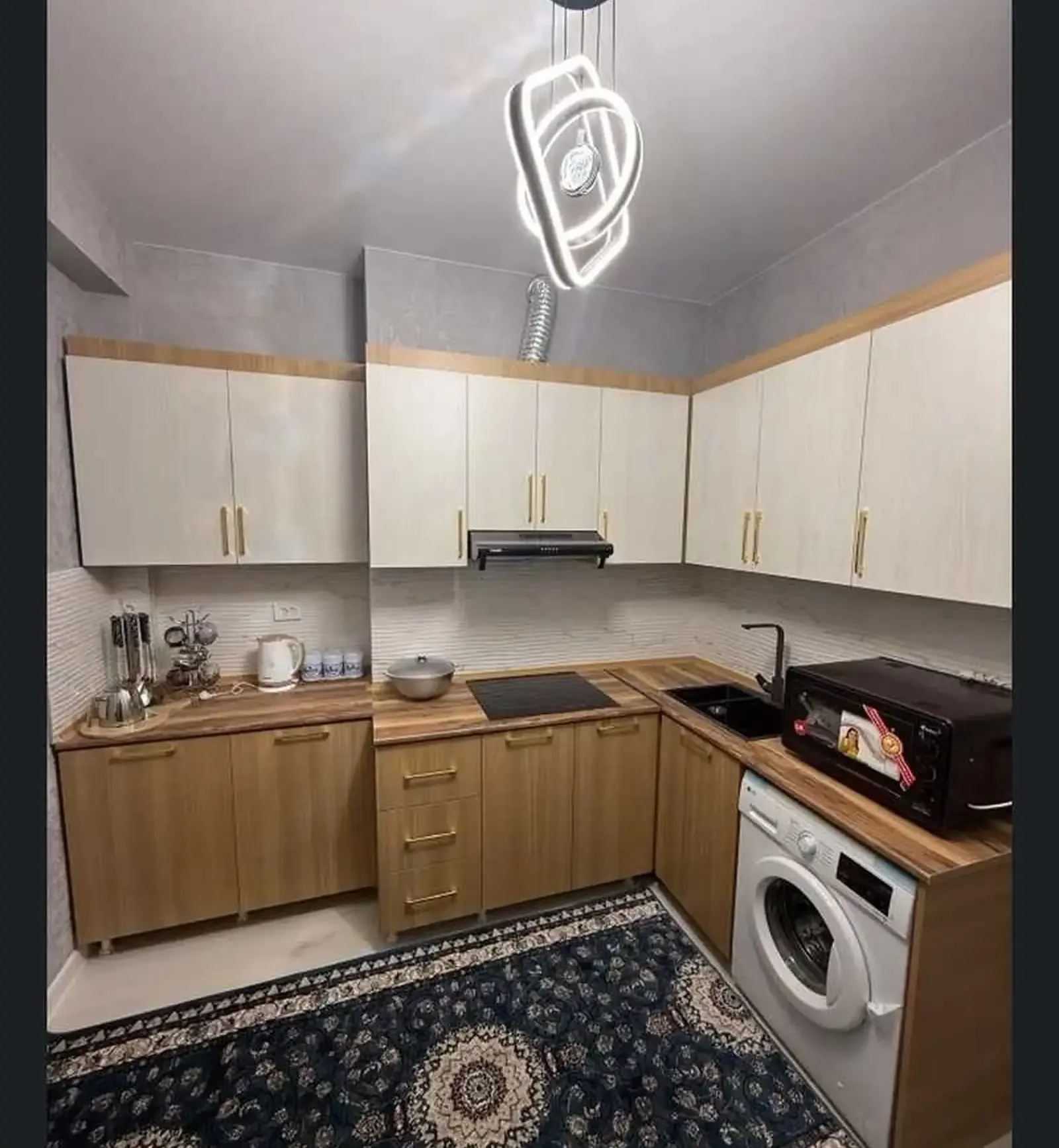 2-комн. квартира, 2 этаж, 104м², Ботанический Сад