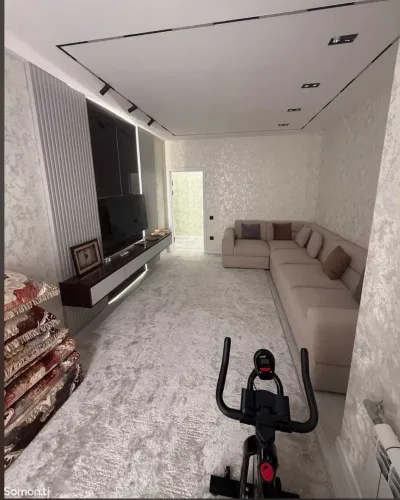 2-комн. квартира, 8 этаж, 89м², И.Сомони