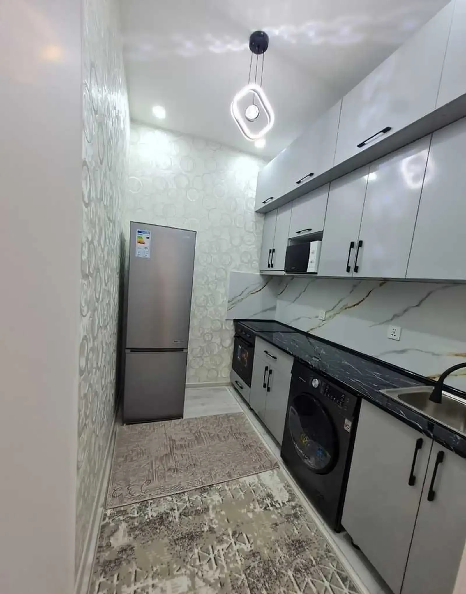 2-комн. квартира, 2 этаж, 50м², 33мкр