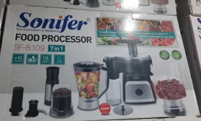 Кухонный комбайн измельчитель