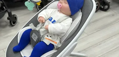 Электрическая шезлонг от Ining baby