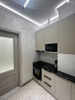 3-комн. квартира, 8 этаж, 76 м², сино