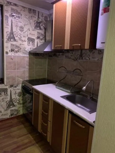 2-комн. квартира, 2 этаж, 60м², аэропорт