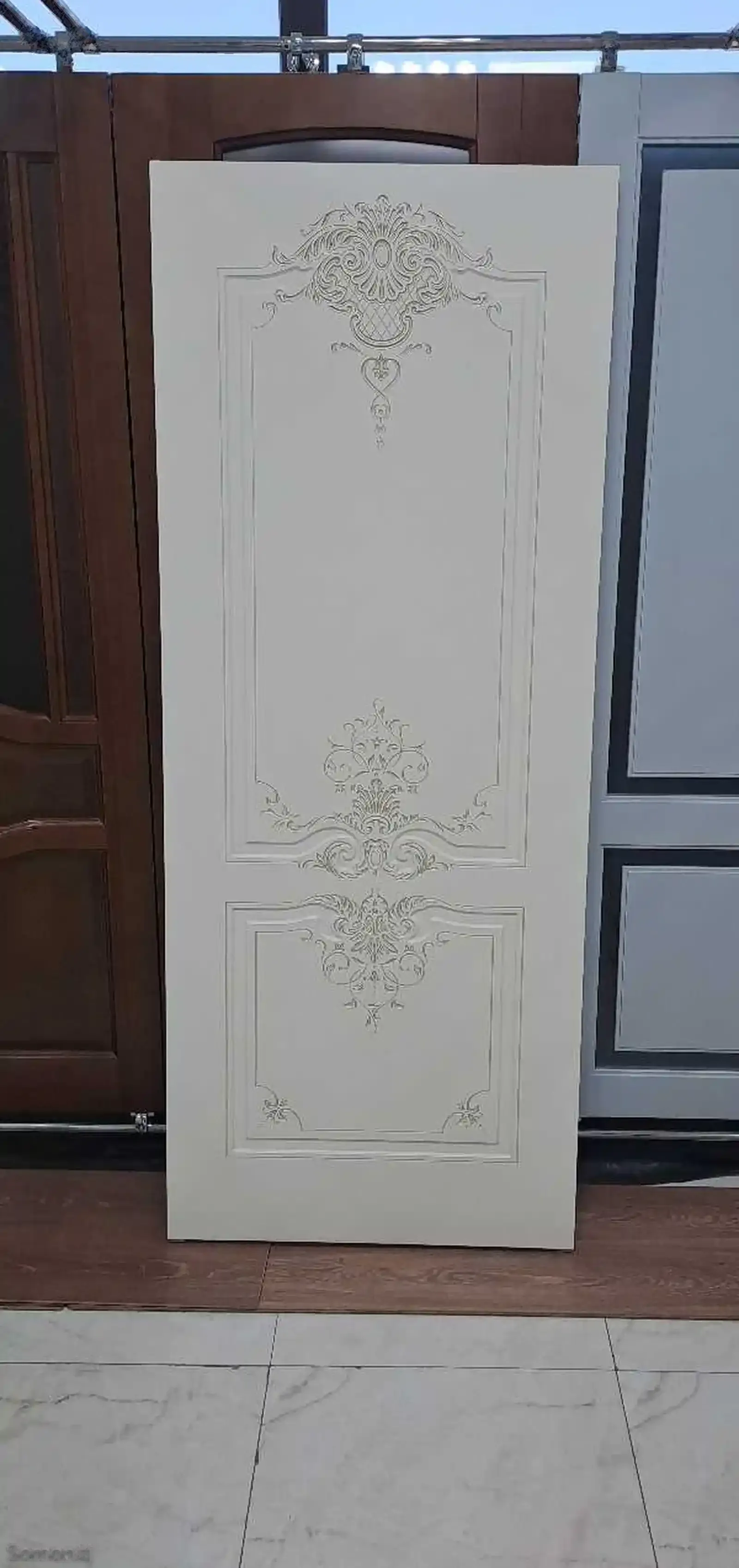 Дверь