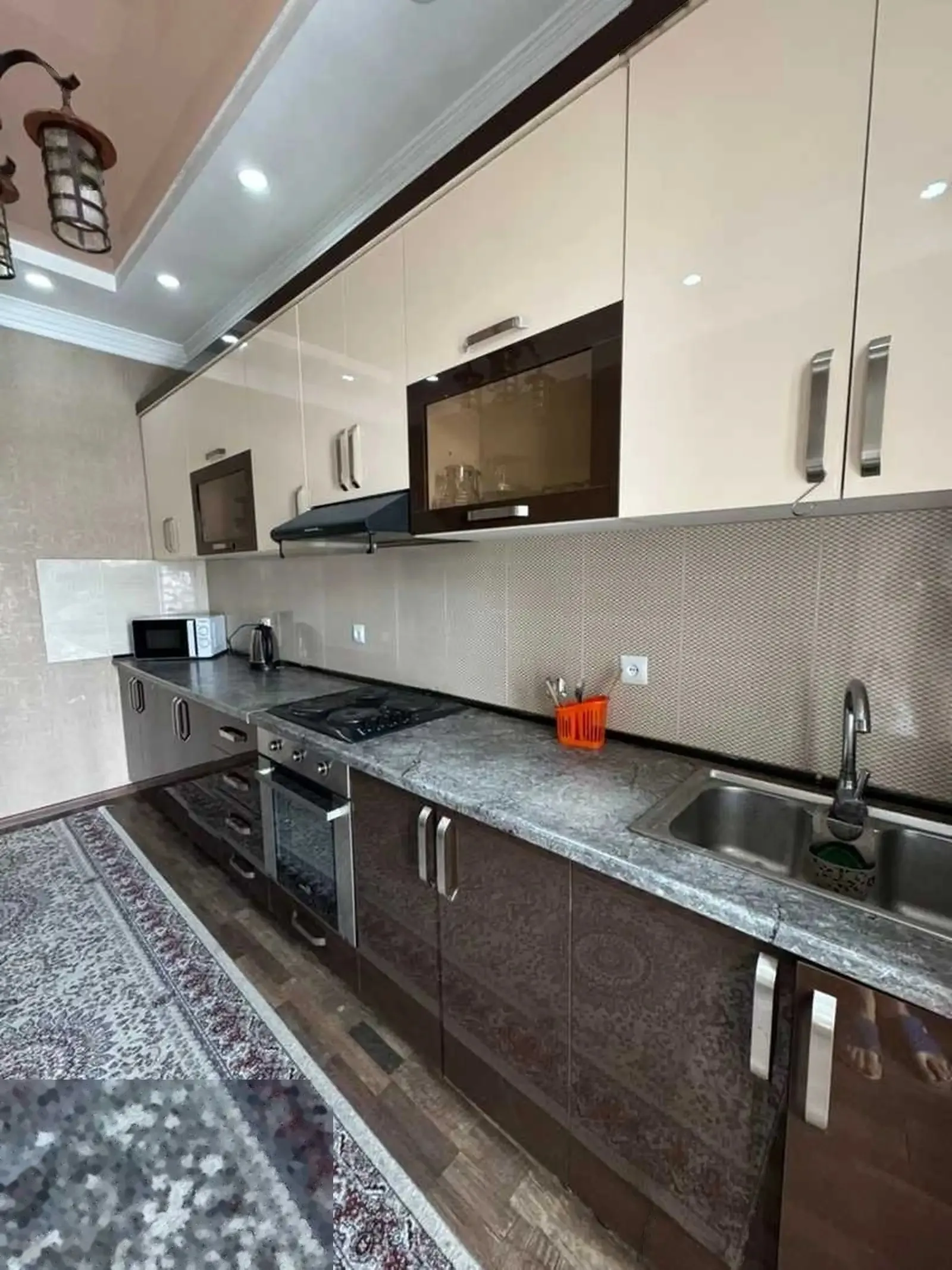 3-комн. квартира, 12 этаж, 120м², Центр, Цум, Баракат