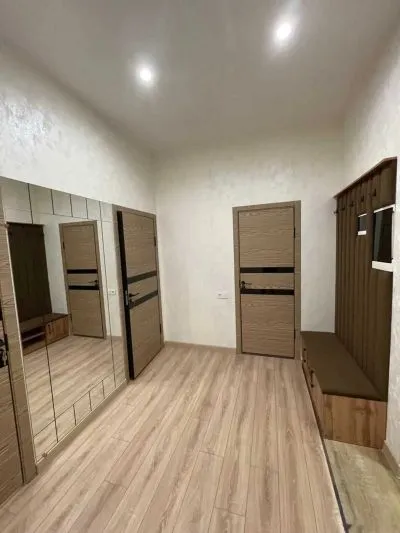 3-комн. квартира, 4 этаж, 110м², и сомони