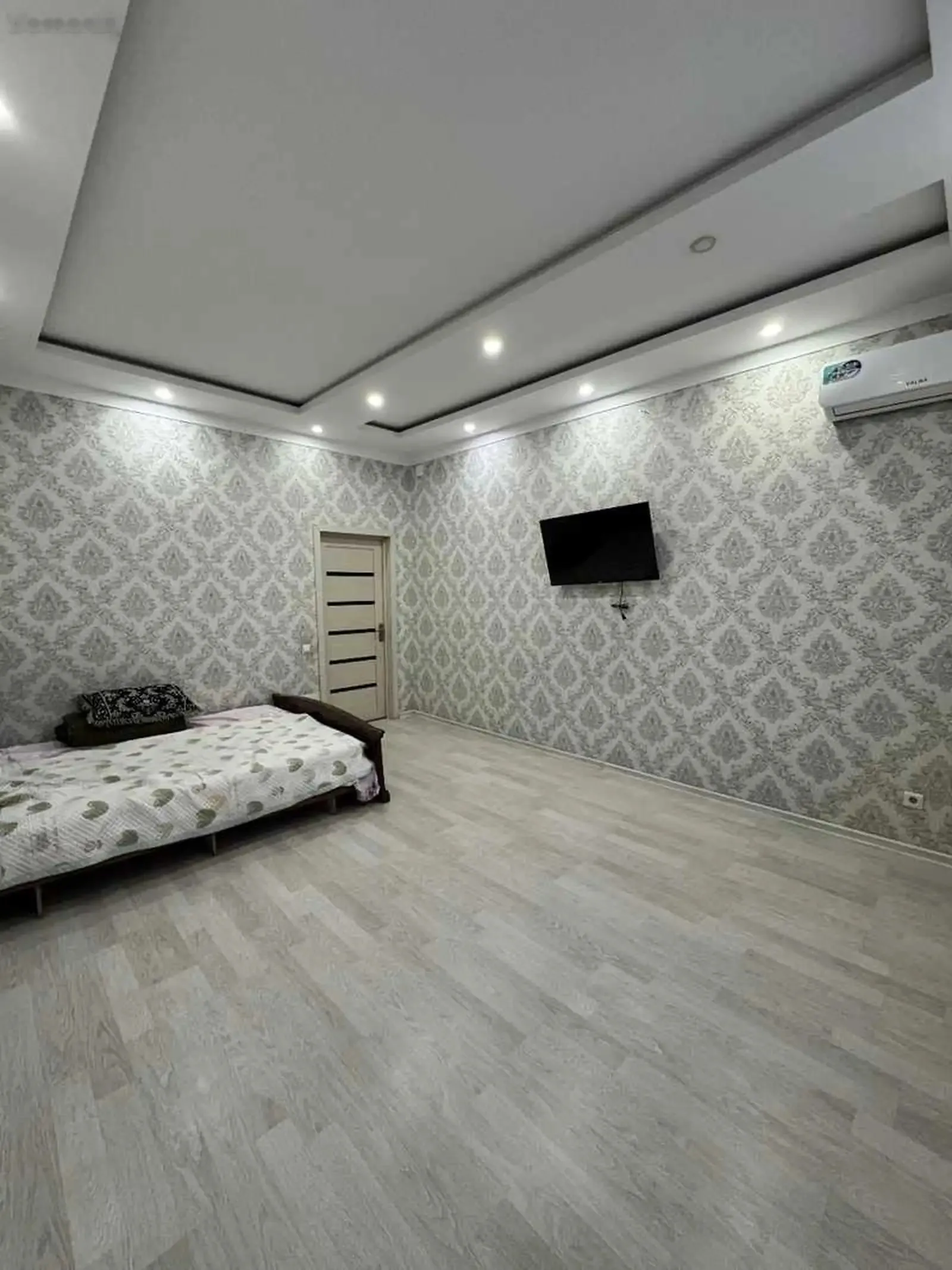 2-комн. квартира, 6 этаж, 82м², Гранд отель
