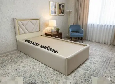 Односпальная кровать с медицинским матрасом