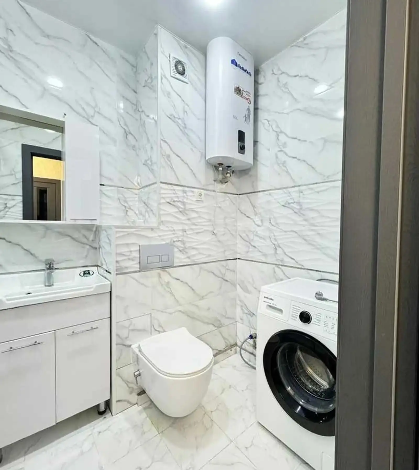 2-комн. квартира, 13 этаж, 60м², Шохмансур